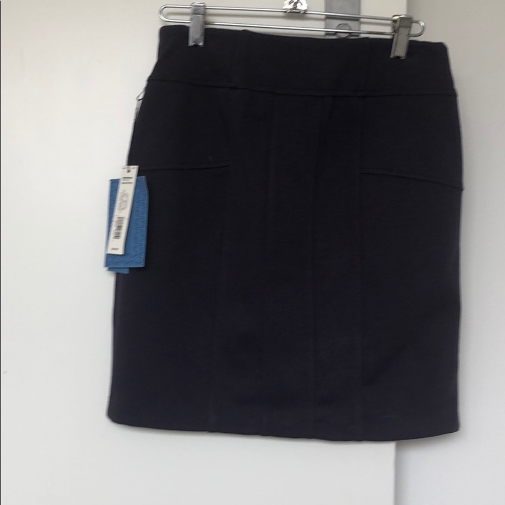 Purple Vera Wang elastic skirt